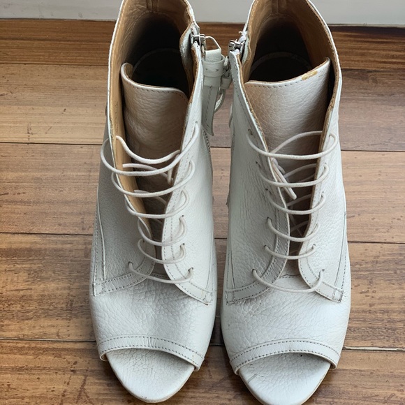 Zara High Heels - Picture 2 of 5